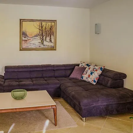 пирин Pirin Apartment Sandanski